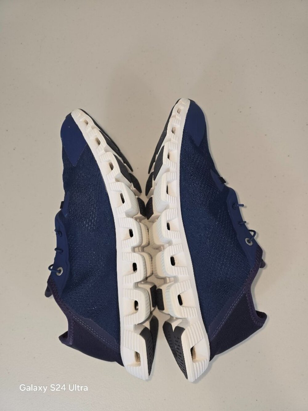 On Cloud running coast 5 sneakers in blue men's size 11M - Picture 10 of 11
